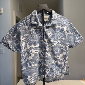Rachel Zoe Blue and White Floral Cropped Button Down Shirt